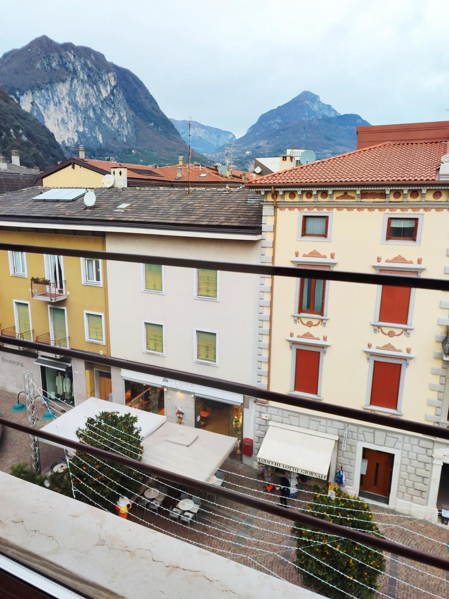 King Of The Lake Riva del Garda Ngoại thất bức ảnh